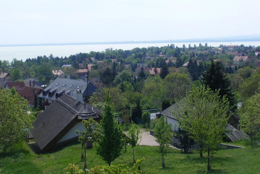 Holidaysport Haus Balatongyörök Стая снимка