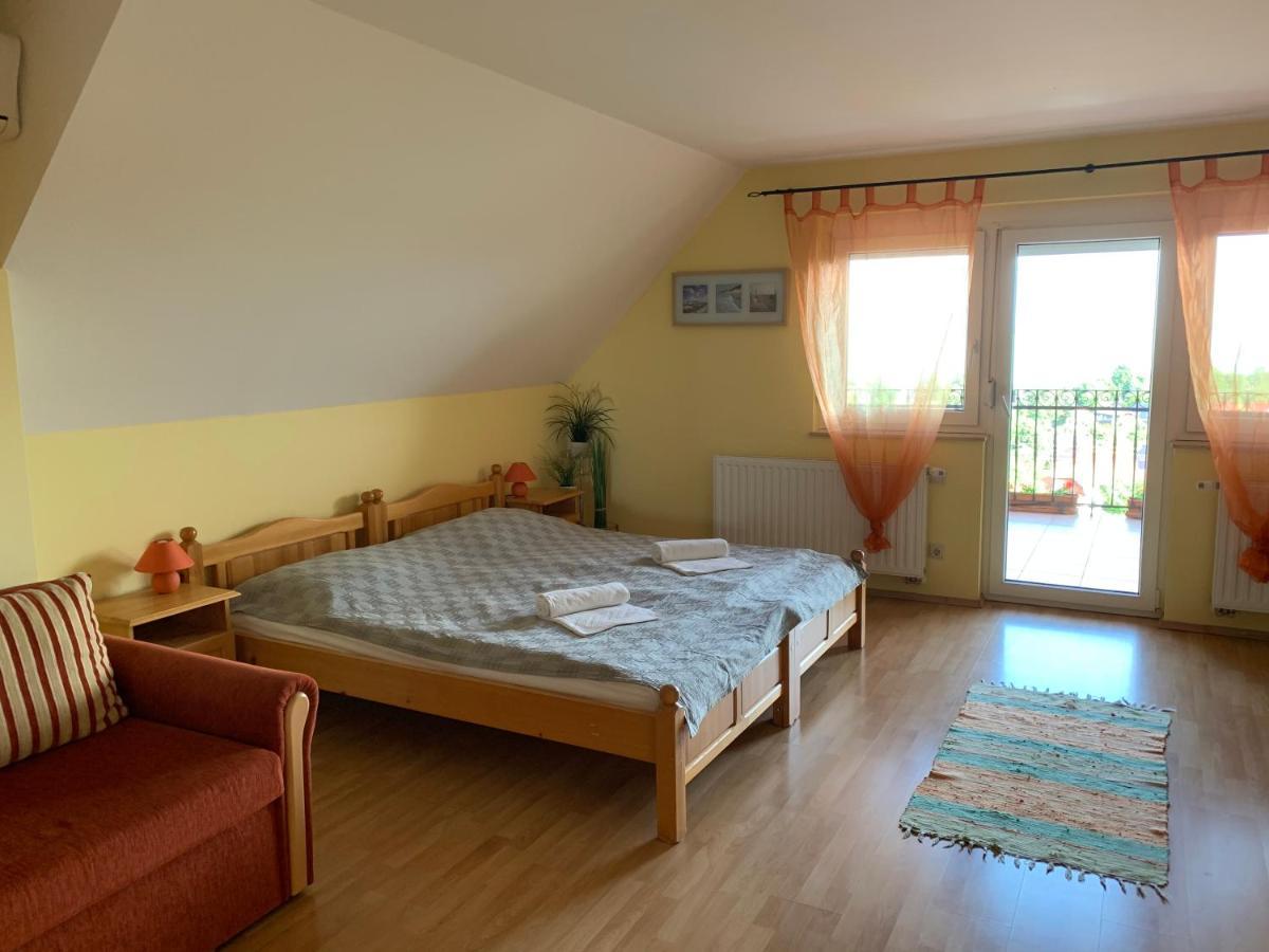 Holidaysport Haus Balatongyörök Екстериор снимка